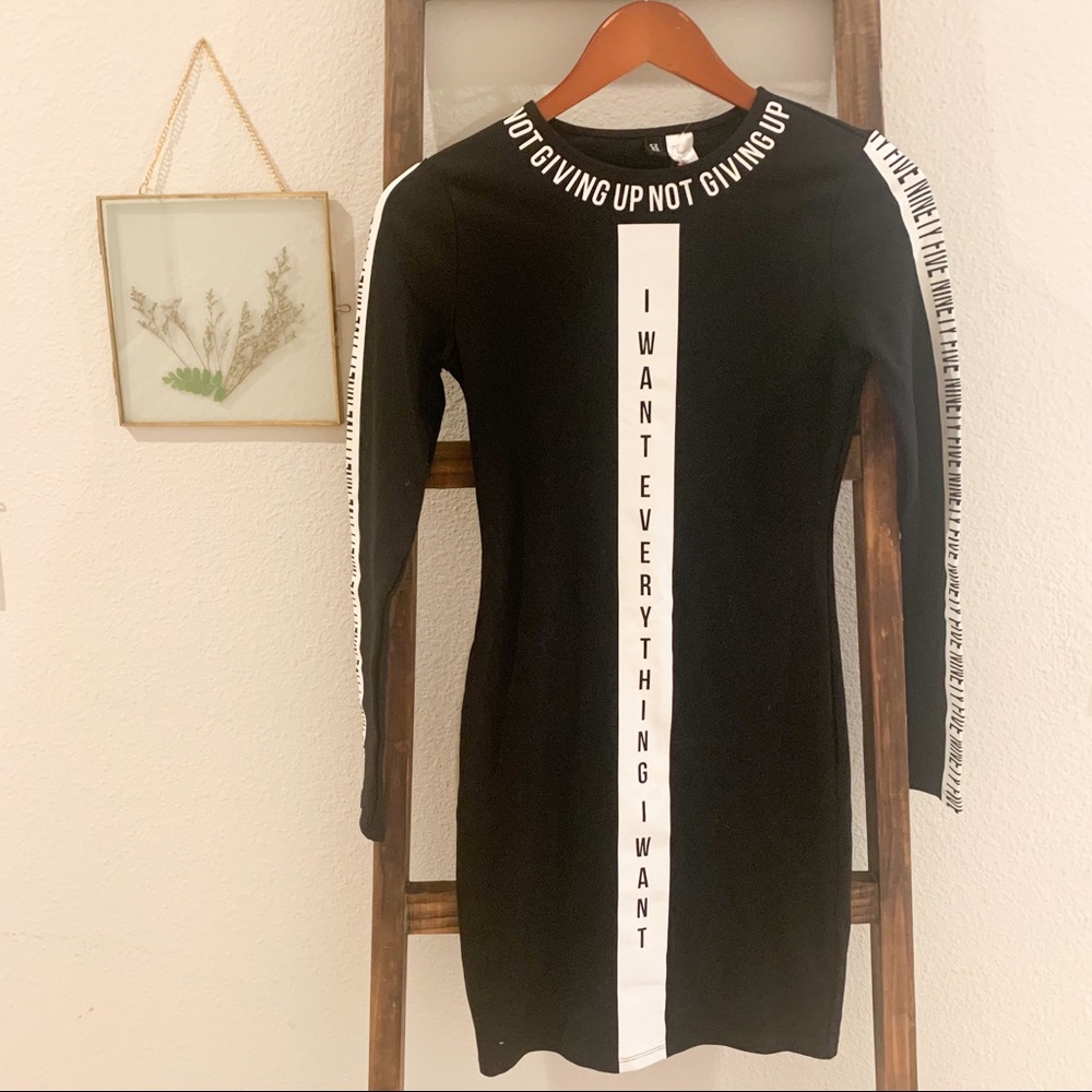 Black and White Motif Dress XS